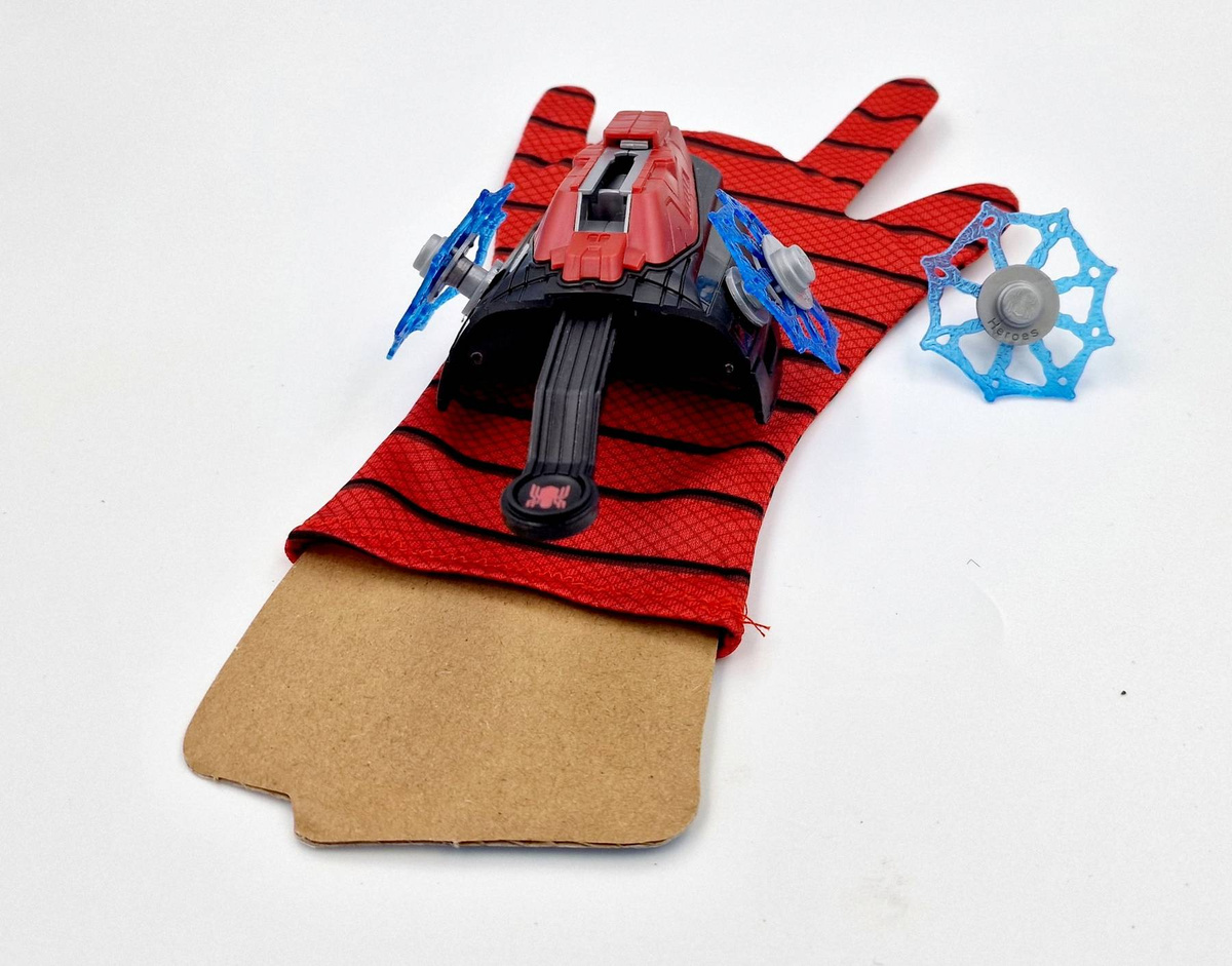 RĘKAWICA SPIDERMANA WYRZUTNIA SIECI STRZAŁKI RĘKAWICZKA PRZEBRANIE ZABAWKA