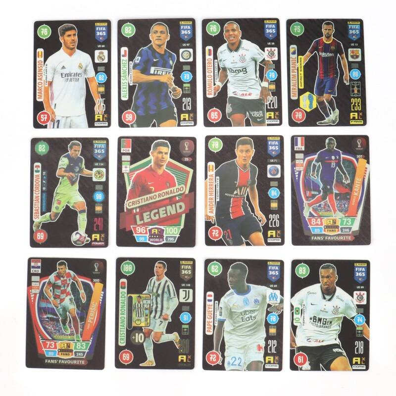 KARTY PIŁKARSKIE KOLEKCJONERSKIE DLA FANÓW FUTBOLU CZARNE 55 PIŁKA NOŻNA