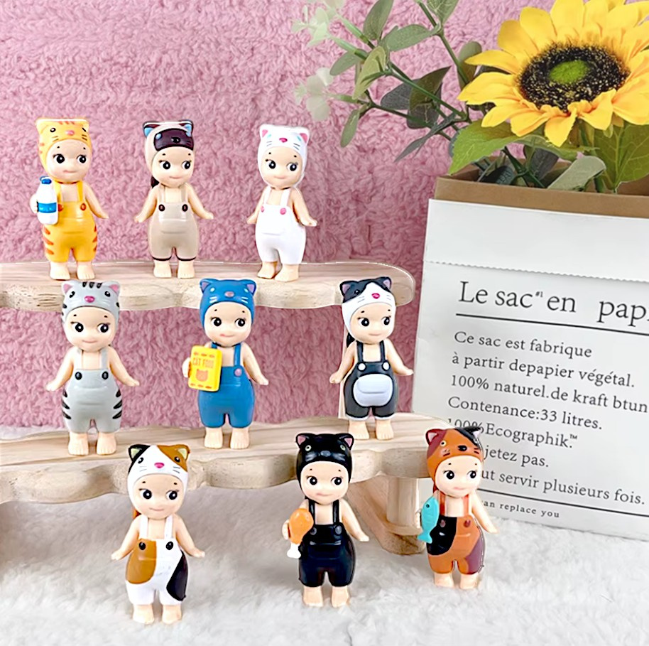 LALKA MINI FIGURKA KOLEKCJONERSKA SONNY ANGEL LALECZKA NA TELEFON KOTKI KOT