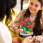 KLOCKI KWIATY RÓŻA W SZKLE CZERWONE RÓŻE W KOPULE BUKIET NA PREZENT KWIATKI