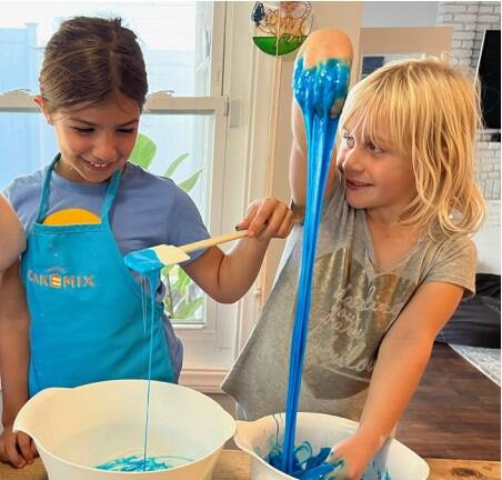 SLIME MASA PLASTYCZNA BROKATOWA W TUBIE GLUTY + FIGURKA JEDNOROŻEC KULECZKI