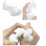 OCZYSZCZAJĄCA PIANKA DO TWARZY Z EKSTRAKTEM Z MORELI I SZCZOTKĄ 150 ml