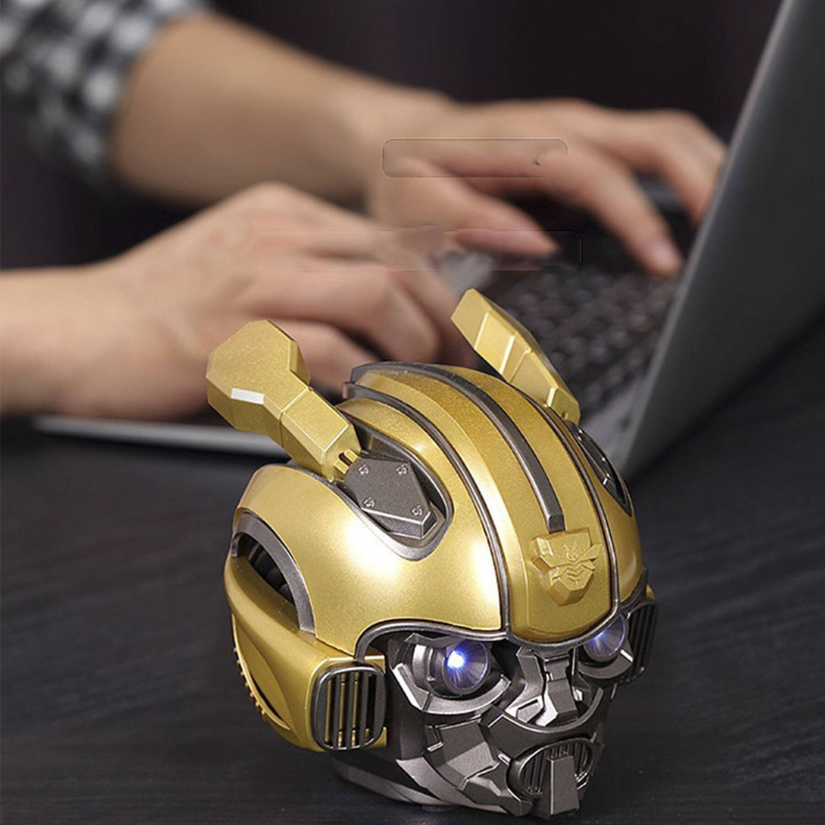 Głośnik Bluetooth Bumblebee  Świecące Oczy, Radio, Kompaktowy, 5h Pracy 