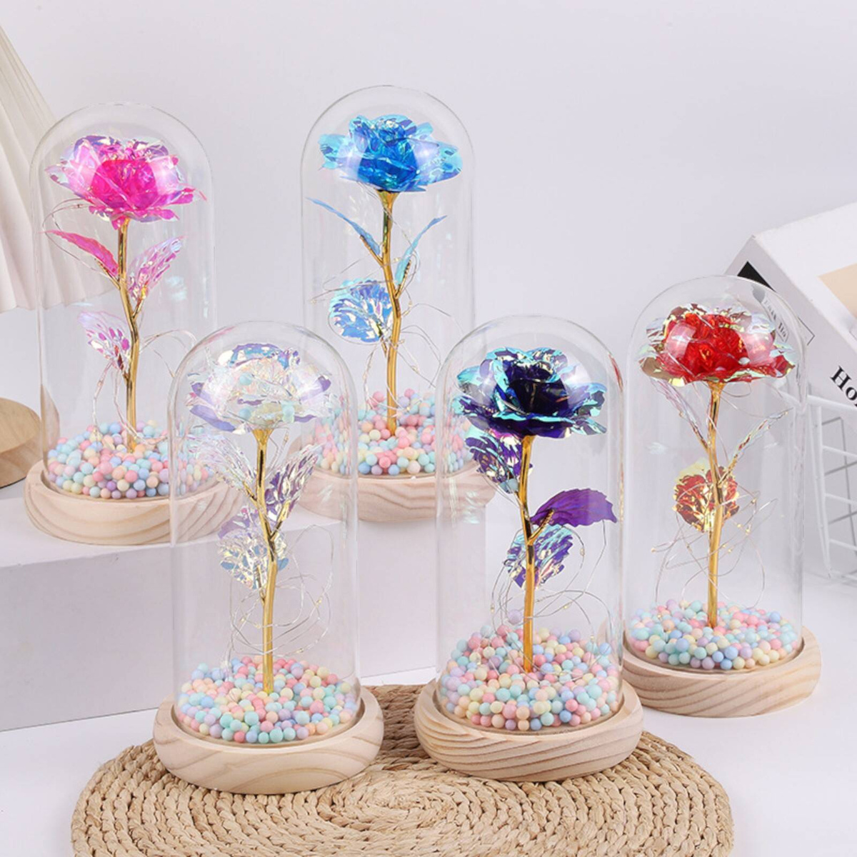 WIECZNA RÓŻA W SZKLE PREZENT NA WALENTYNKI ŚWIECĄCA LED PUDEŁKO PREZENT