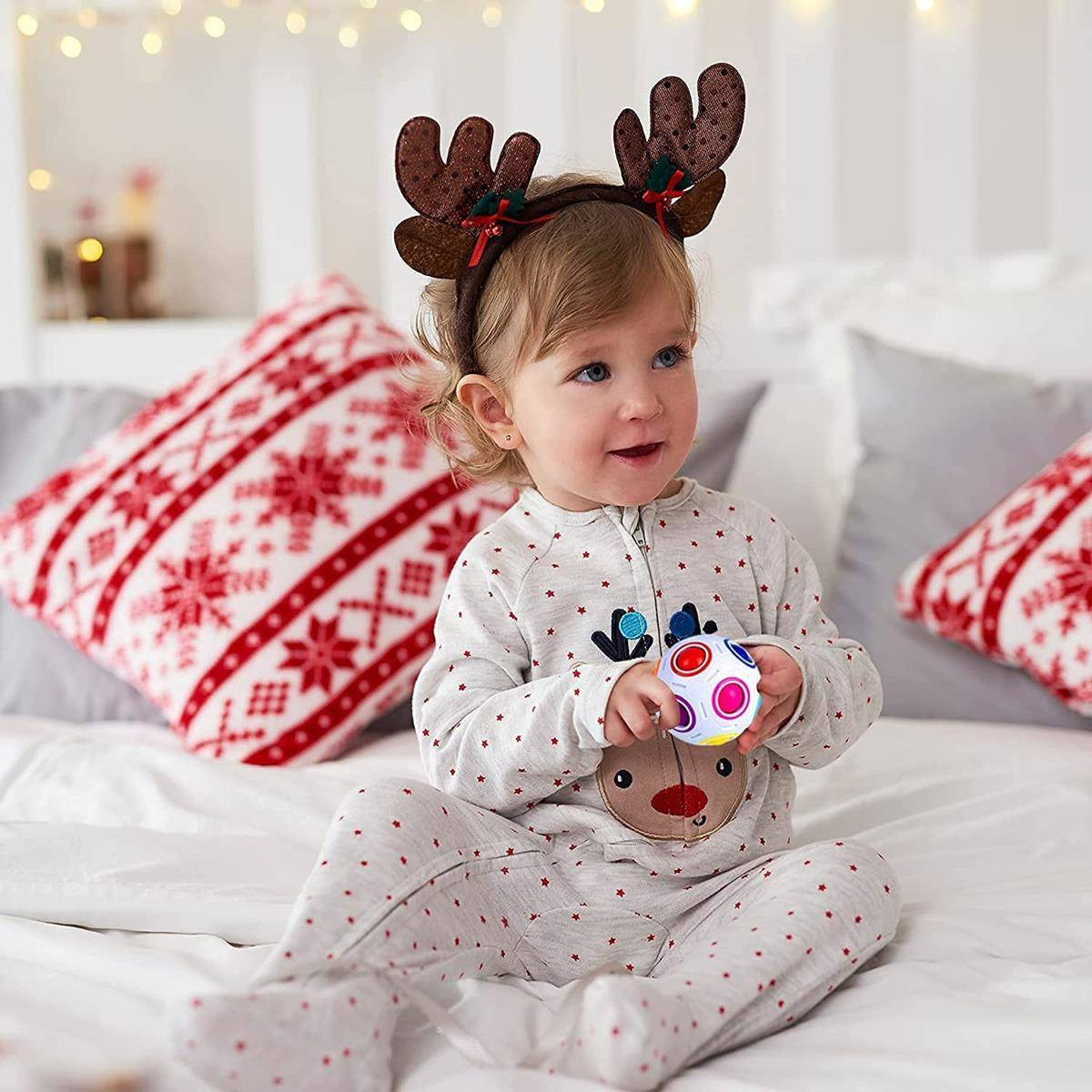 FIDGET MAGICZNA PIŁKA ANTYSTRESOWA KULKA KOLOROWA GNIOTEK SENSORYCZNY 