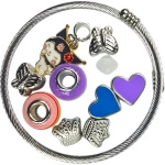 ZESTAW BIŻUTERII KUROMI BRANSOLETKA Z 9 ZAWIESZKAMI KREATYWNY PREZENT