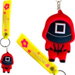 SQUID GAME BRELOCZEK DO KLUCZY STRAŻNIK KWADRAT WISIOREK GUMOWY 