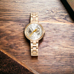 Kurren Złoty Zegarek Damski Synonim Elegancji i Precyzji Idealny na Prezent