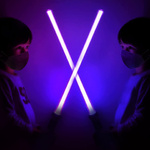 MIECZ ŚWIETLNY DŁUGI PODWÓJNY GWIEZDNE WOJNY 132CM 2 MIECZ WOJOWNIK ŚWIECI