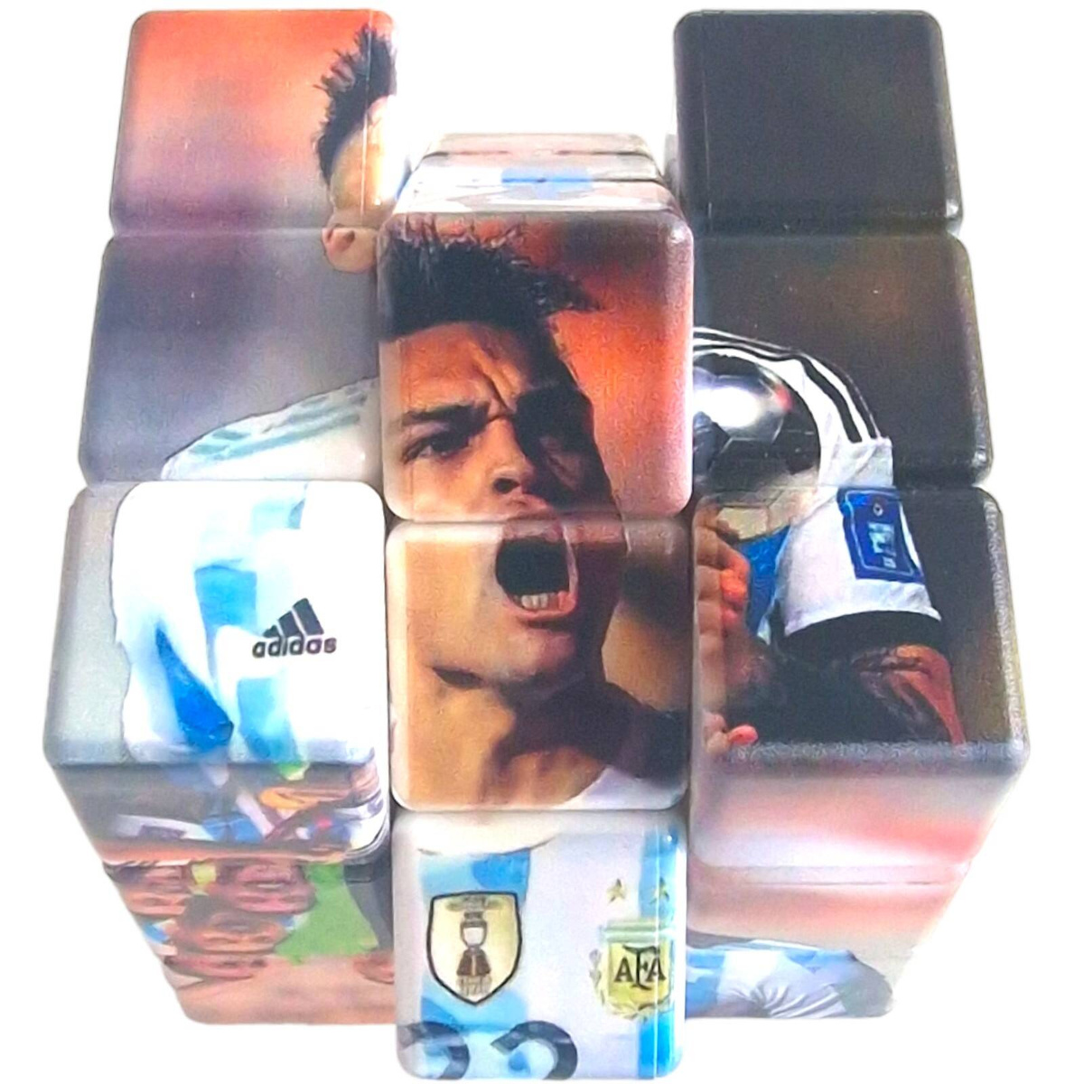 KOSTKA LOGICZNA DO UKŁADANIA 3x3x3 UKŁADANKA EDUKACYJNA Z PIŁKARZAMI 