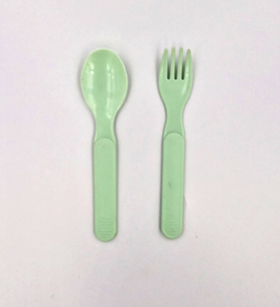 ZESTAW DLA DZIECI DO JEDZENIA 2 TALERZE PRZEGRÓDKI + SZTUĆCE WIDELEC ŁYŻKA