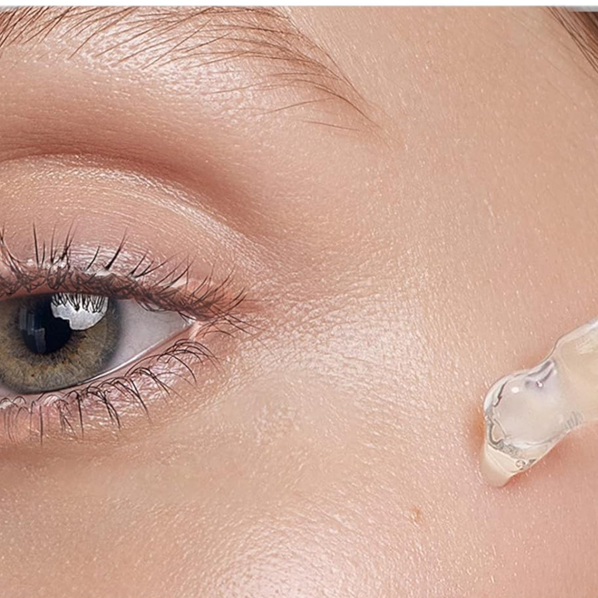 VIBRANT GLAMOUR PRZECIWSTARZENIOWE SERUM POD OCZY Z OLEJEM Z KROKODYLA