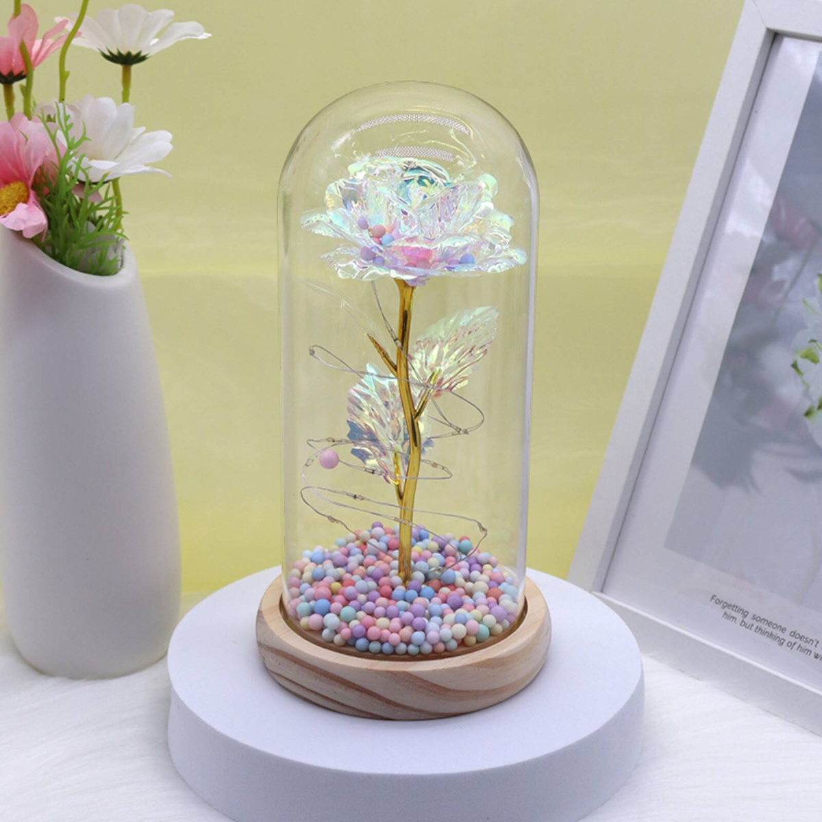 WIECZNA RÓŻA W SZKLE PREZENT NA WALENTYNKI ŚWIECĄCA LED PUDEŁKO PREZENT